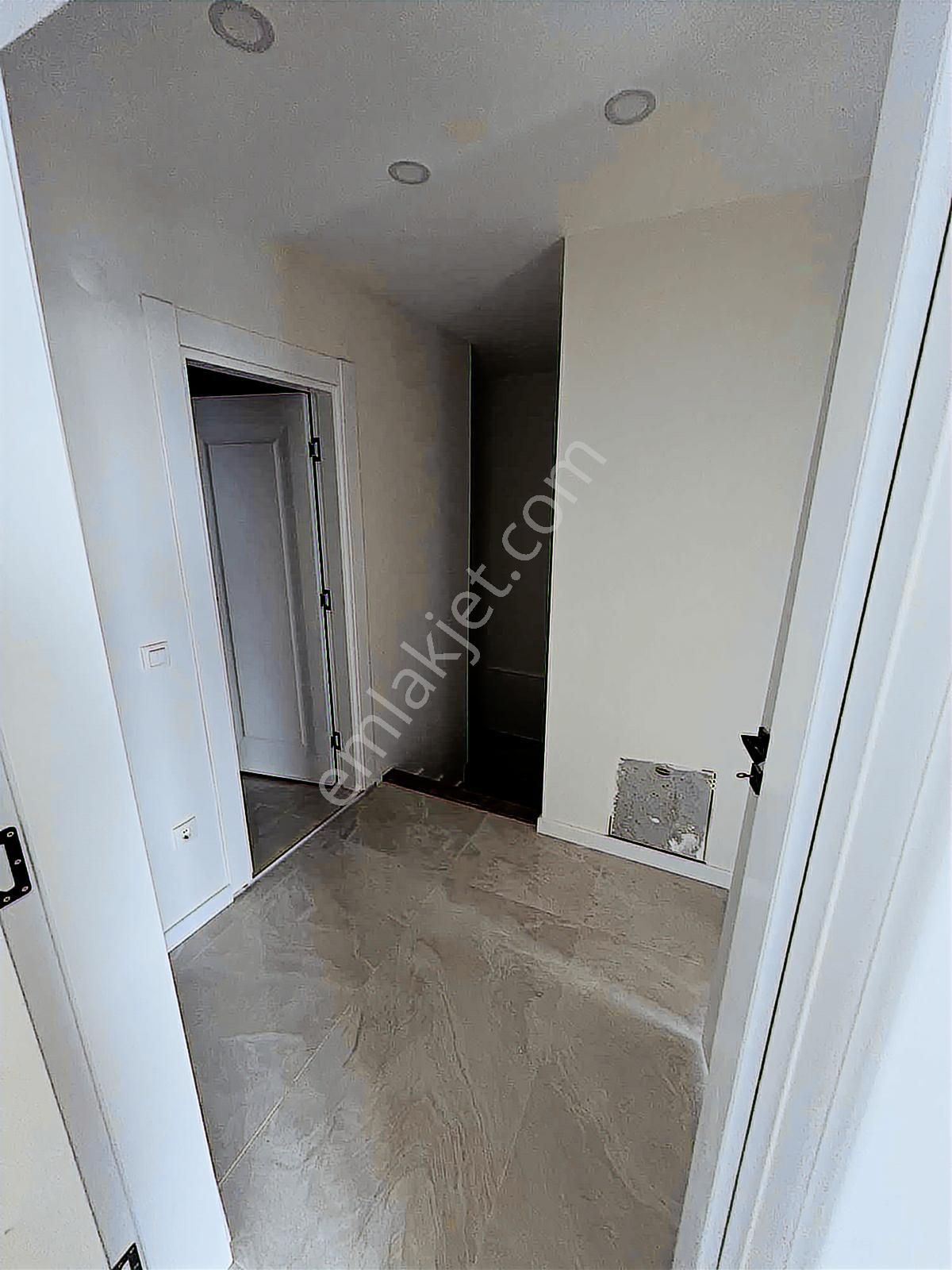 Darıcanın Merkezinde Lüks Deniz Manzaralı Dubleks - Görsel 10