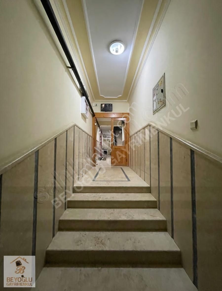 Beyoğlu'ndan Y.giriş Altında Daire Var E.banyolu 2+1 - Görsel 7