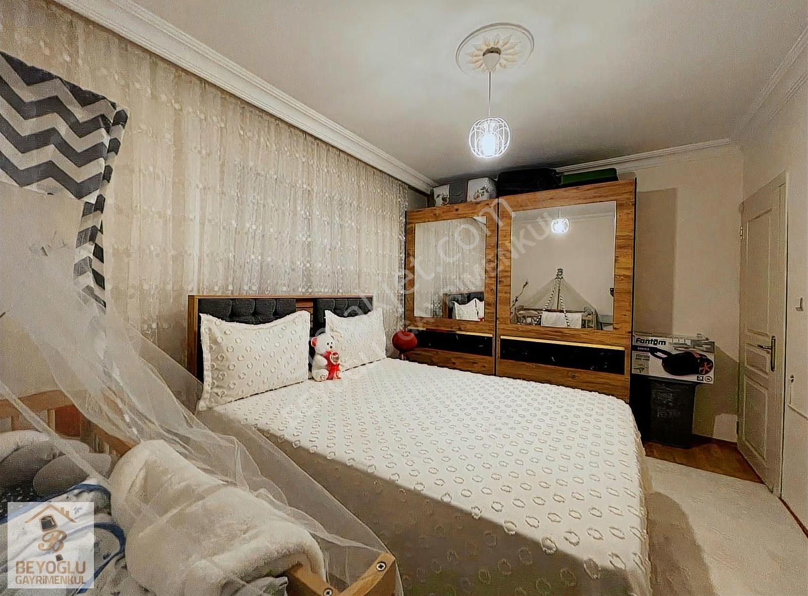 Beyoğlu'ndan Y.giriş Altında Daire Var E.banyolu 2+1 - Görsel 14