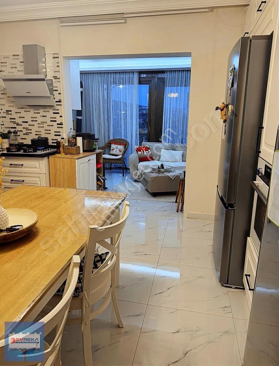 Karahan'da Fourlex Havuzlu Site İçerisinde Satılık Villa - Görsel 19