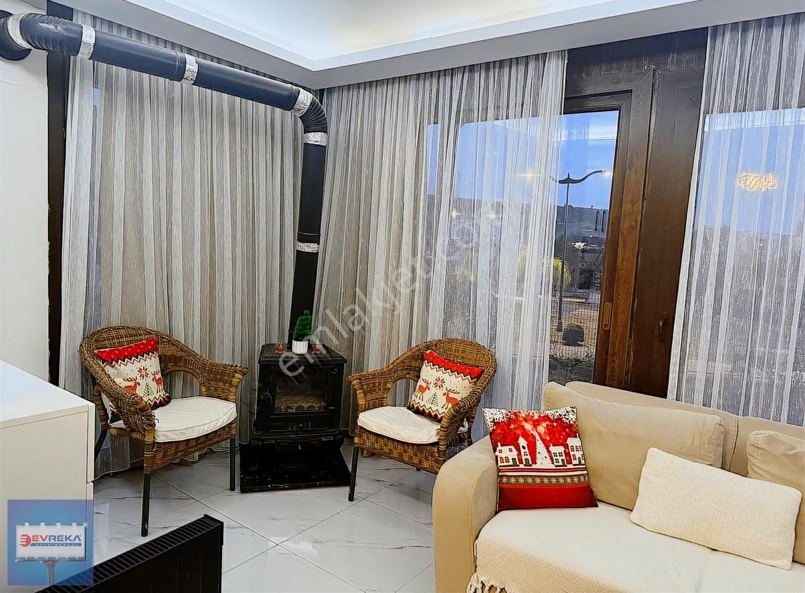 Karahan'da Fourlex Havuzlu Site İçerisinde Satılık Villa - Görsel 18