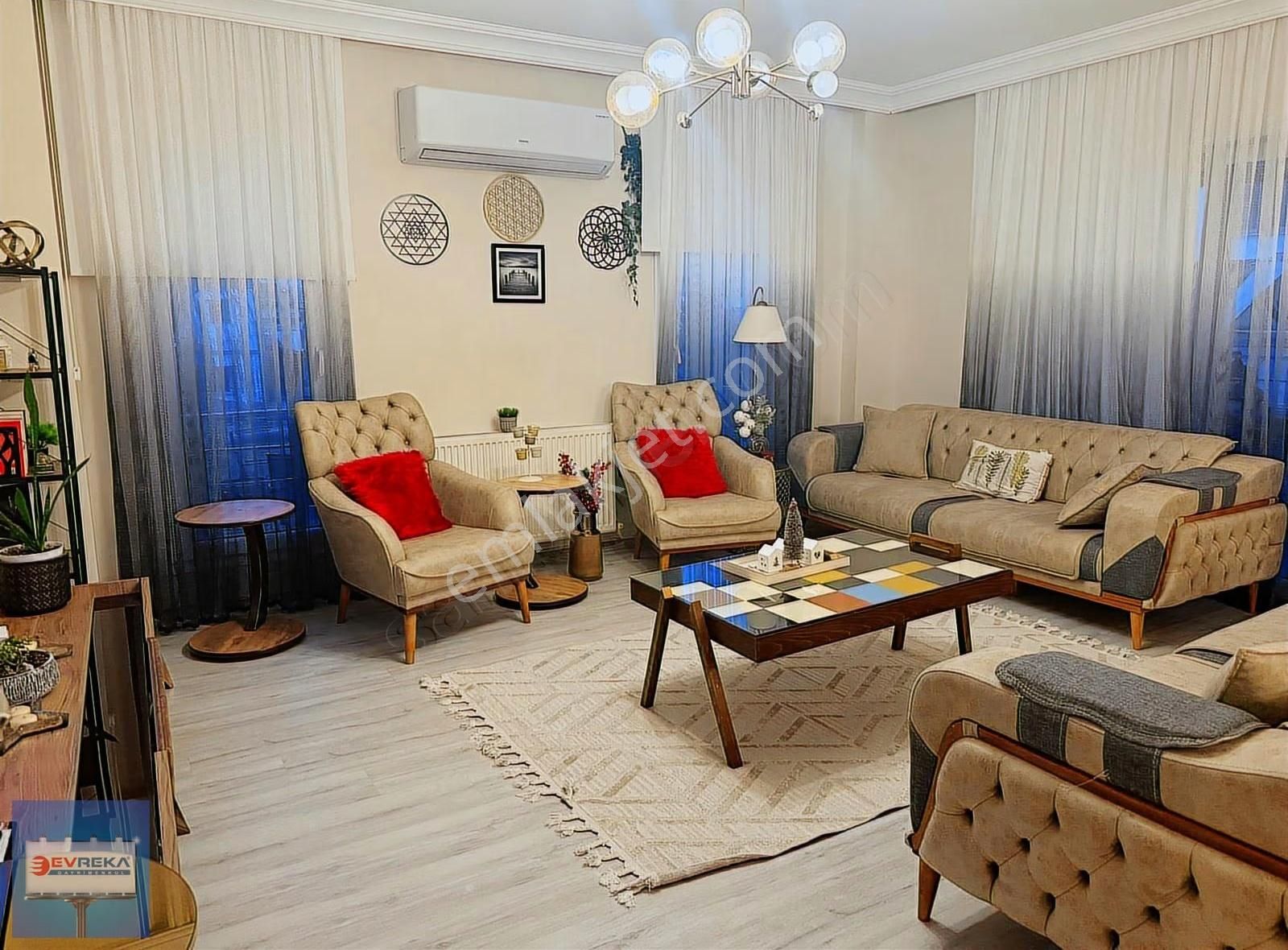 Karahan'da Fourlex Havuzlu Site İçerisinde Satılık Villa - Görsel 25