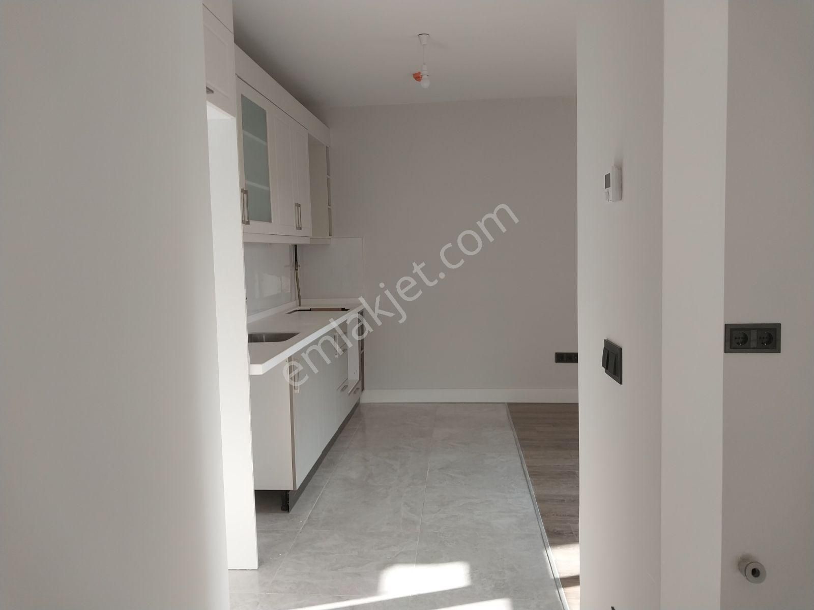 Eles Gayrimenkulden Çamlıca Emlak Konutta Kiralık 2+1 Daireler - Görsel 10