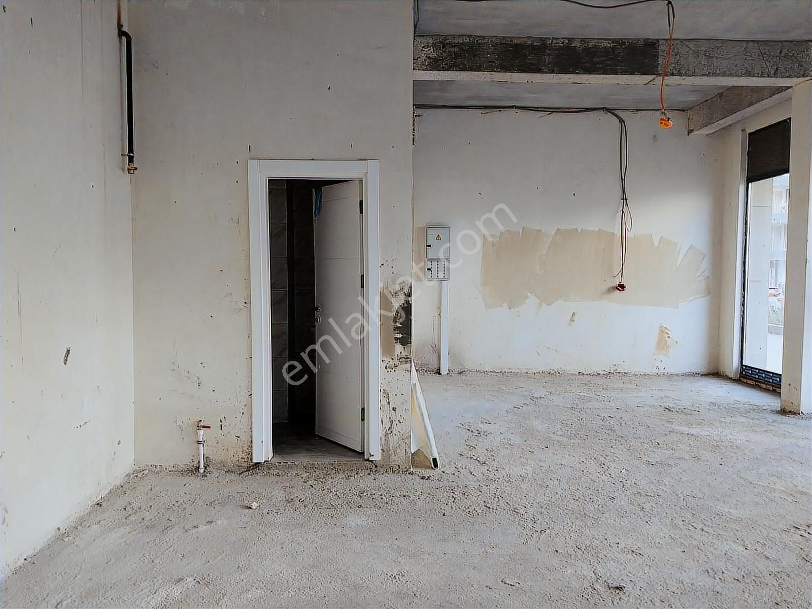 Yeni Açılacak Metroya Çok Yakın 100m2 Cadde Dükkan - Görsel 13