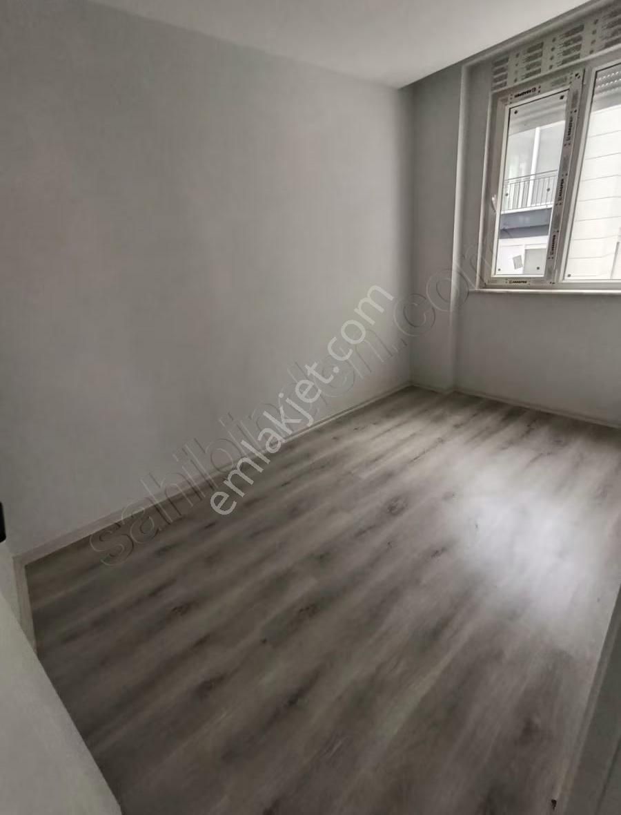 Erenköy Esentepe Mah.2+1 Herşeyi Ayrı 3. Kat Gb Cephe Daire - Görsel 21