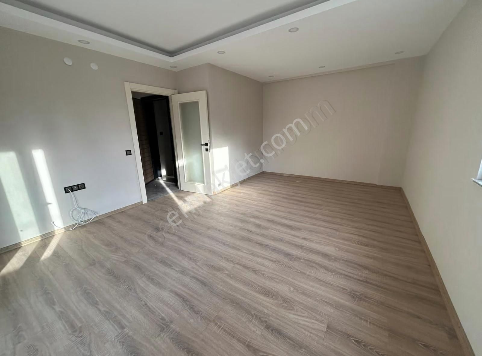 Çamlıbel Mah. 2+1 Herşeyi Ayrı Site İcerisinde Y.giris Daire - Görsel 17