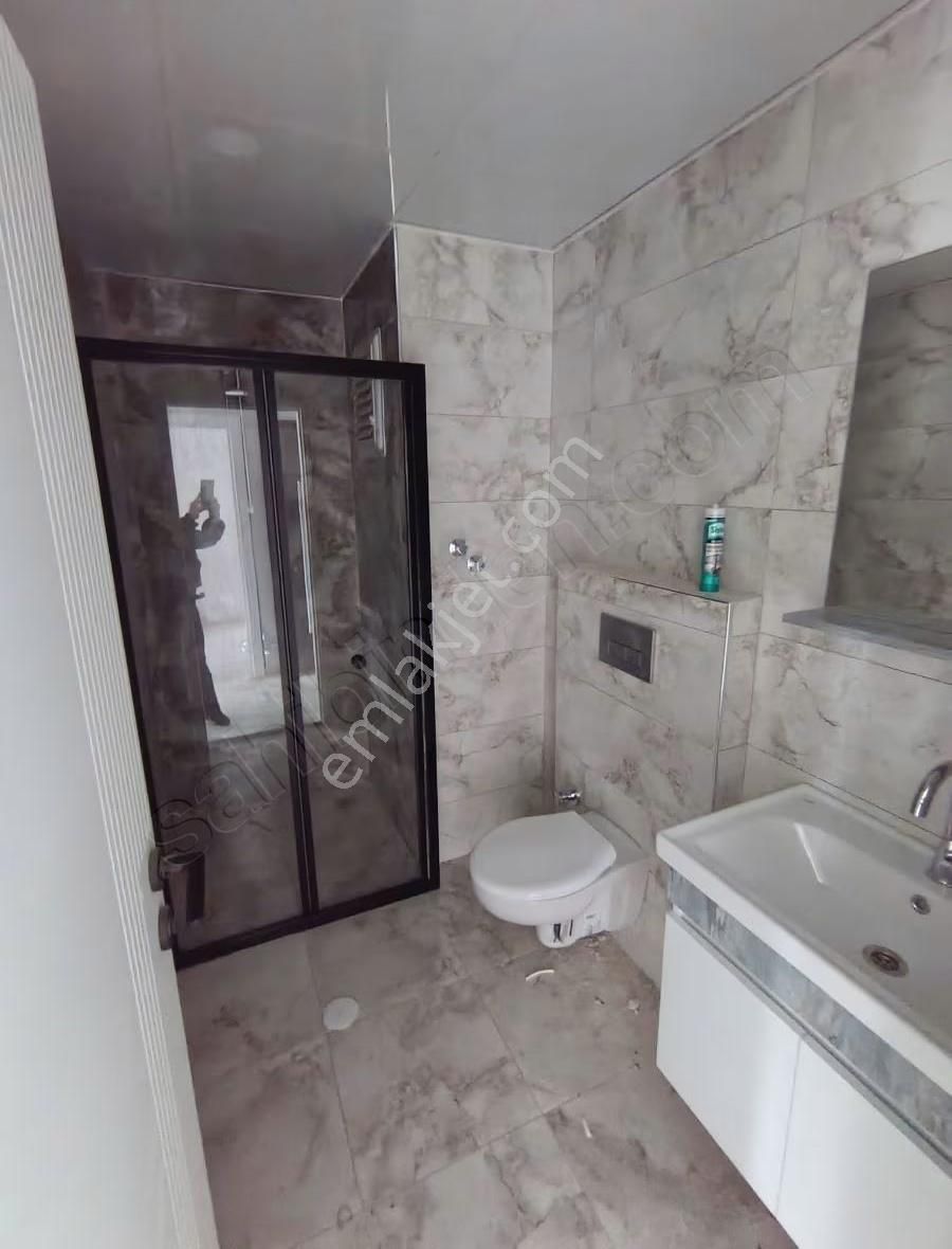 Erenköy Esentepe Mah.2+1 Ayrı Mutfak 1. Kat Daire - Görsel 13