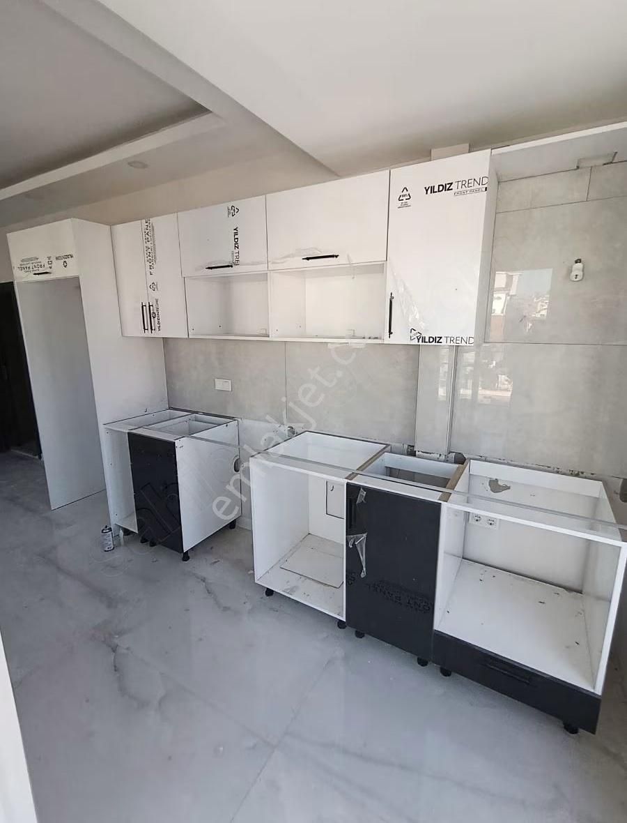 Erenköy Mah 2+1 Amerikan Mutfak Yüksek Giriş Daire