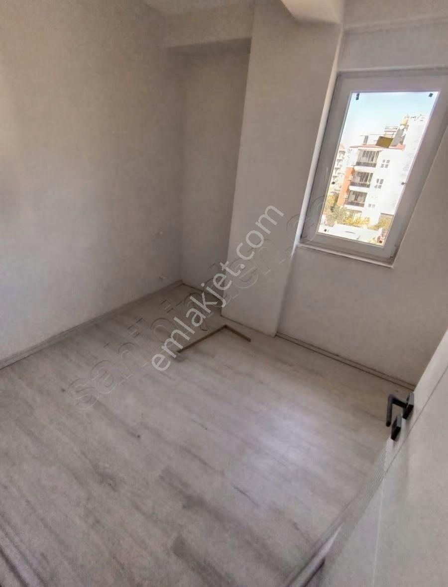 Satılık Erenköy Mah 2+1 A.mutfak 2. Kat Daire - Görsel 3