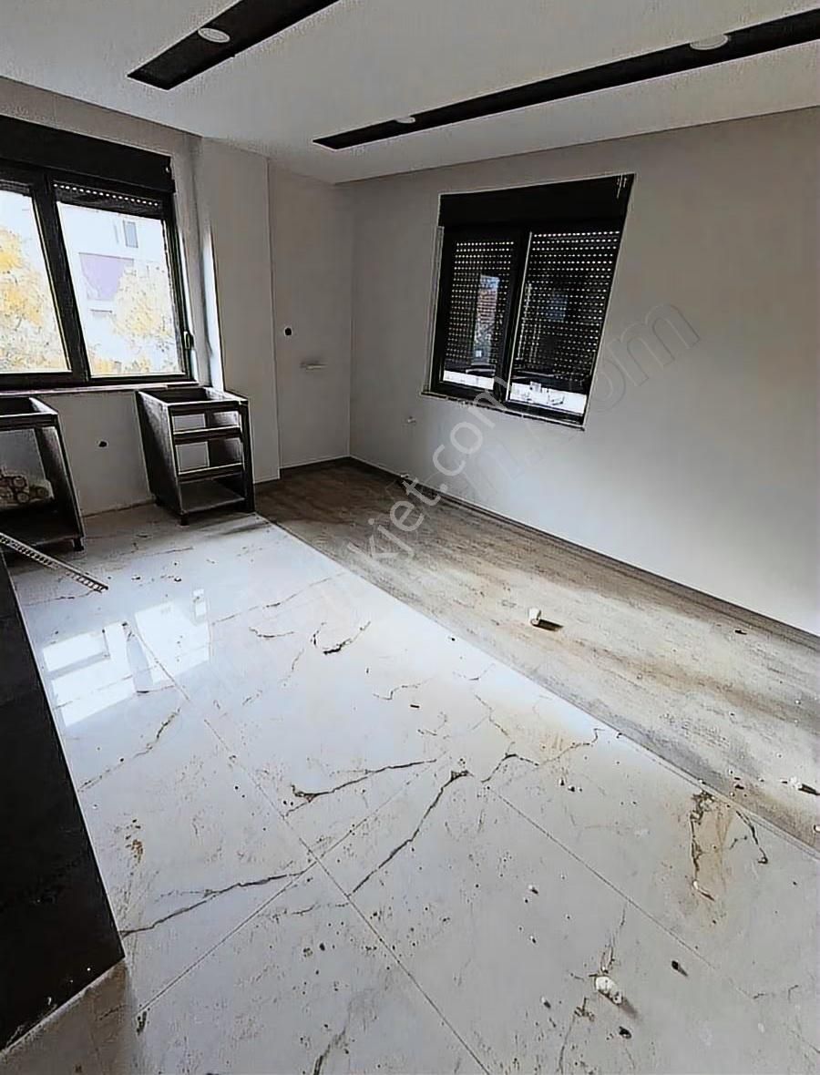 Erenköy Mah.3+1 Cift Wc Banyo Bahçe Dublexi