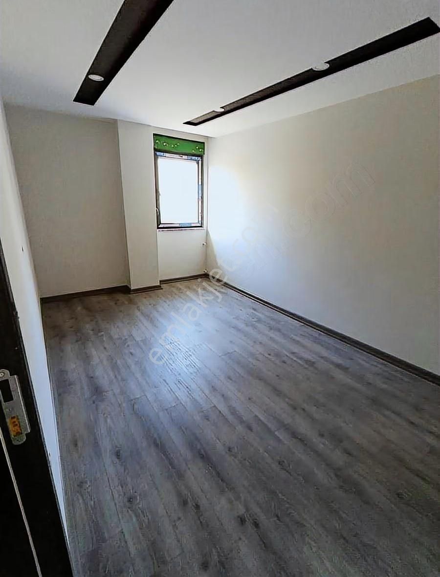 Erenköy Mah.3+1 Cift Wc Banyo Bahçe Dublexi - Görsel 8