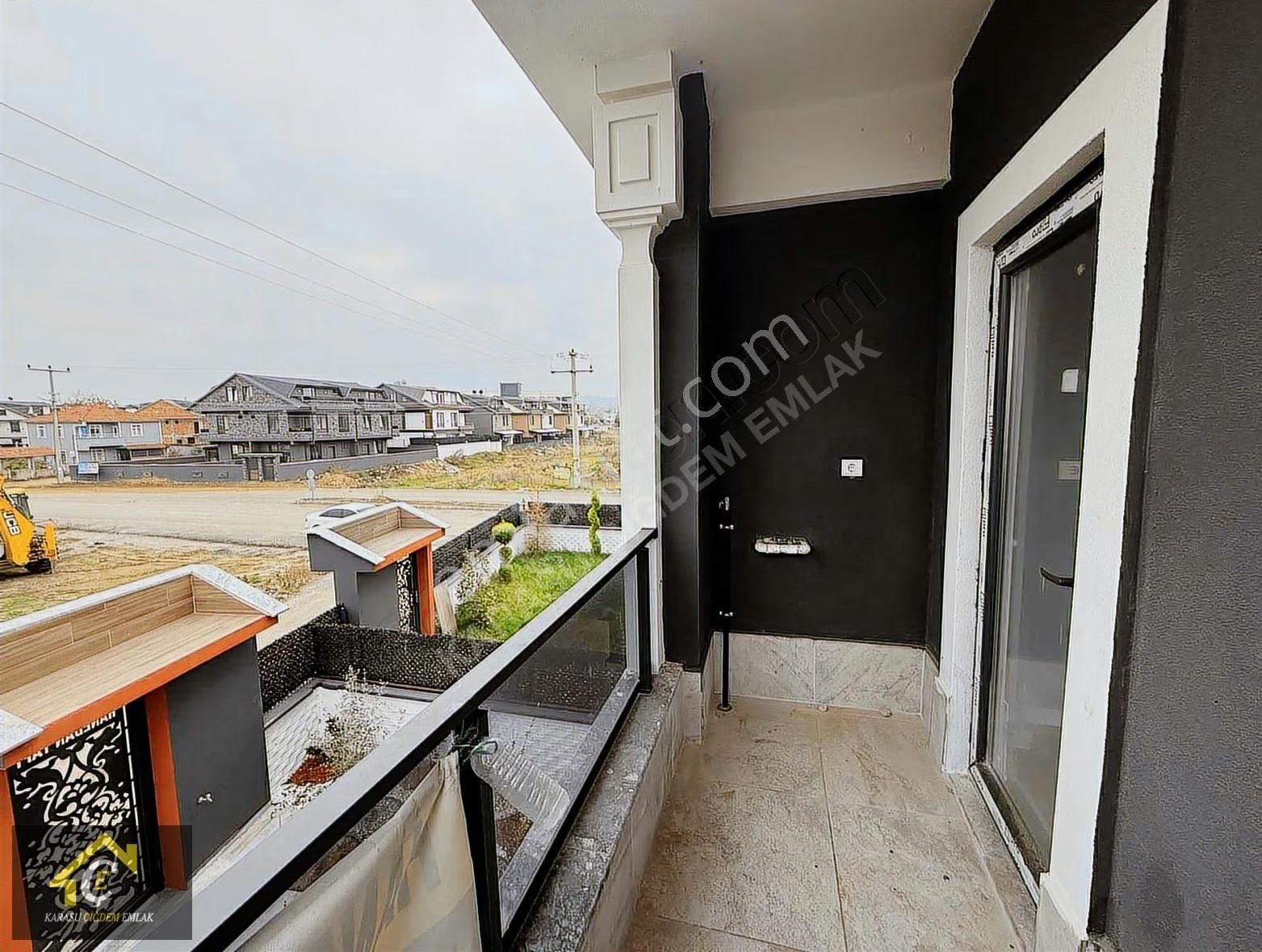 Kocaali De 3+1 Deniz Manzaralı Ve Havuzlu Villa - Görsel 23