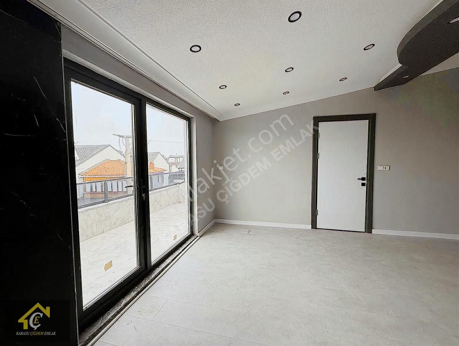 Kocaali De 3+1 Deniz Manzaralı Ve Havuzlu Villa - Görsel 13