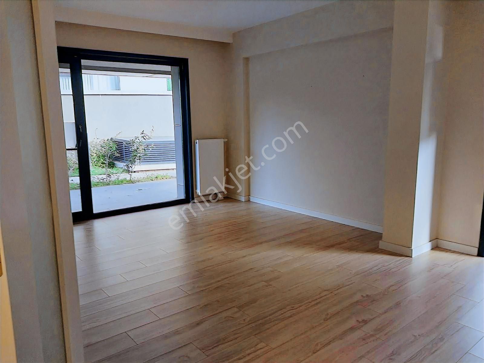 Camlica Tokide Acil Satilik 3+1 Bahçe Kati 132 M2 Daire - Görsel 11