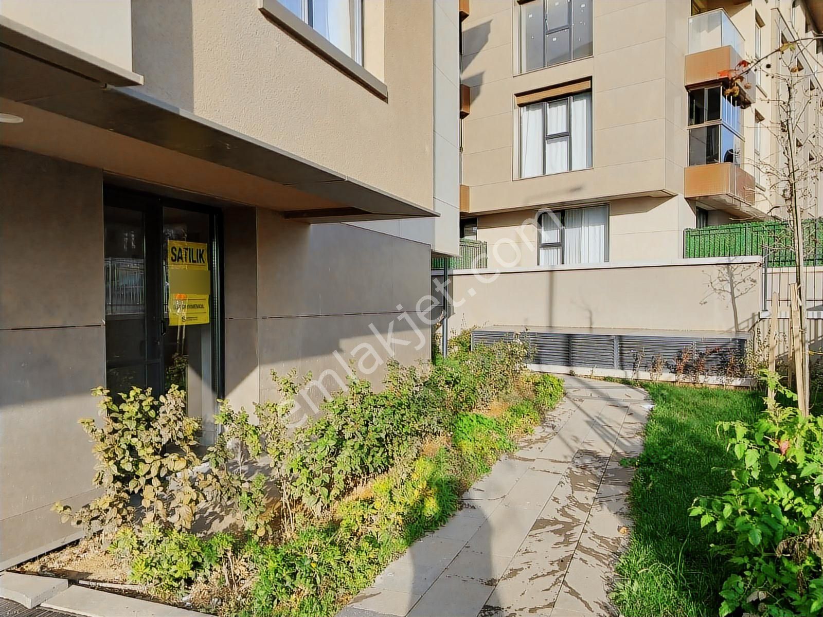 Camlica Tokide Acil Satilik 3+1 Bahçe Kati 132 M2 Daire - Görsel 34