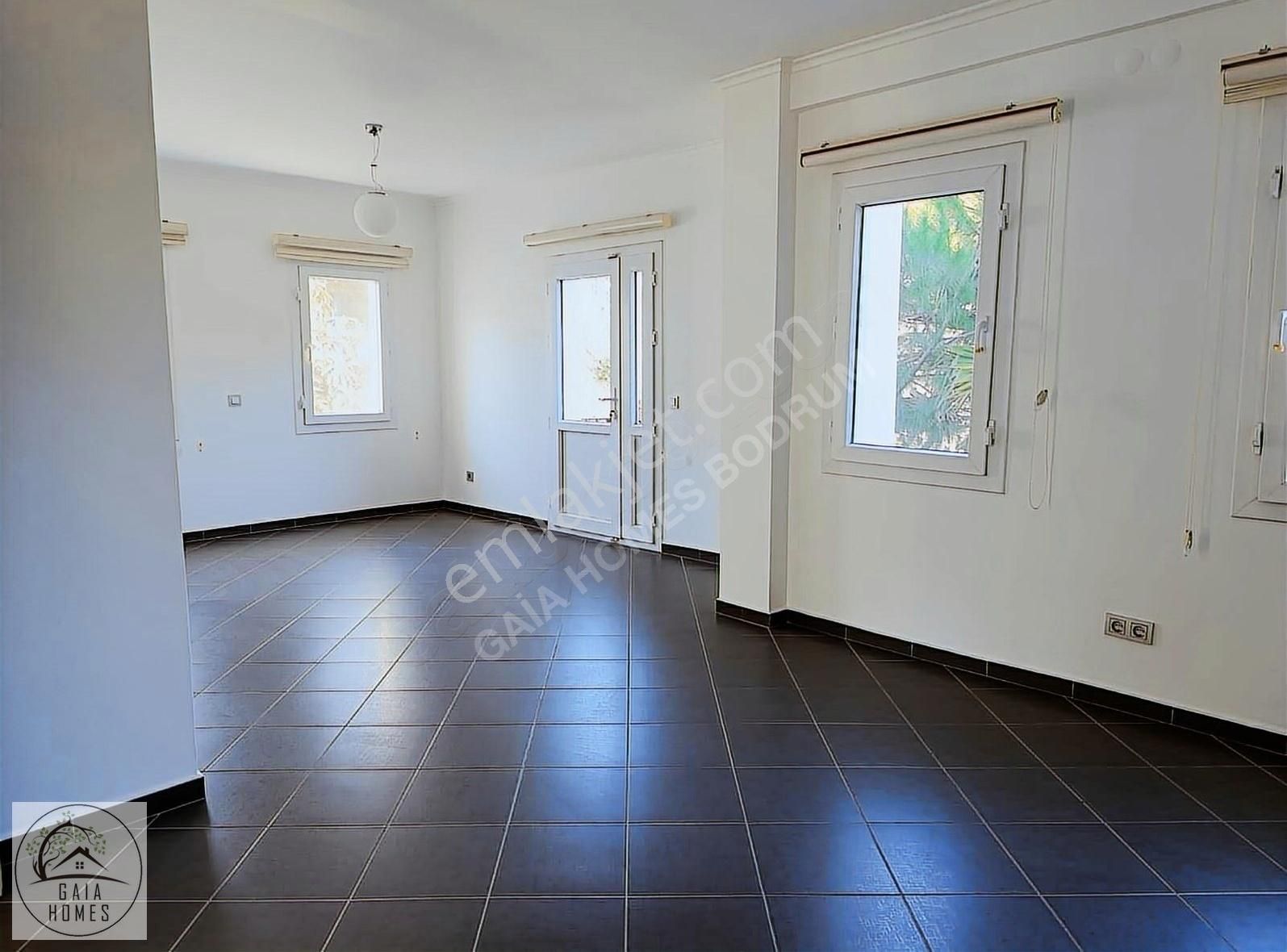 Kiralık Ortakent Merkezi Konumlu Cadde Üstü 2+1 Ofis İşyeri - Görsel 19