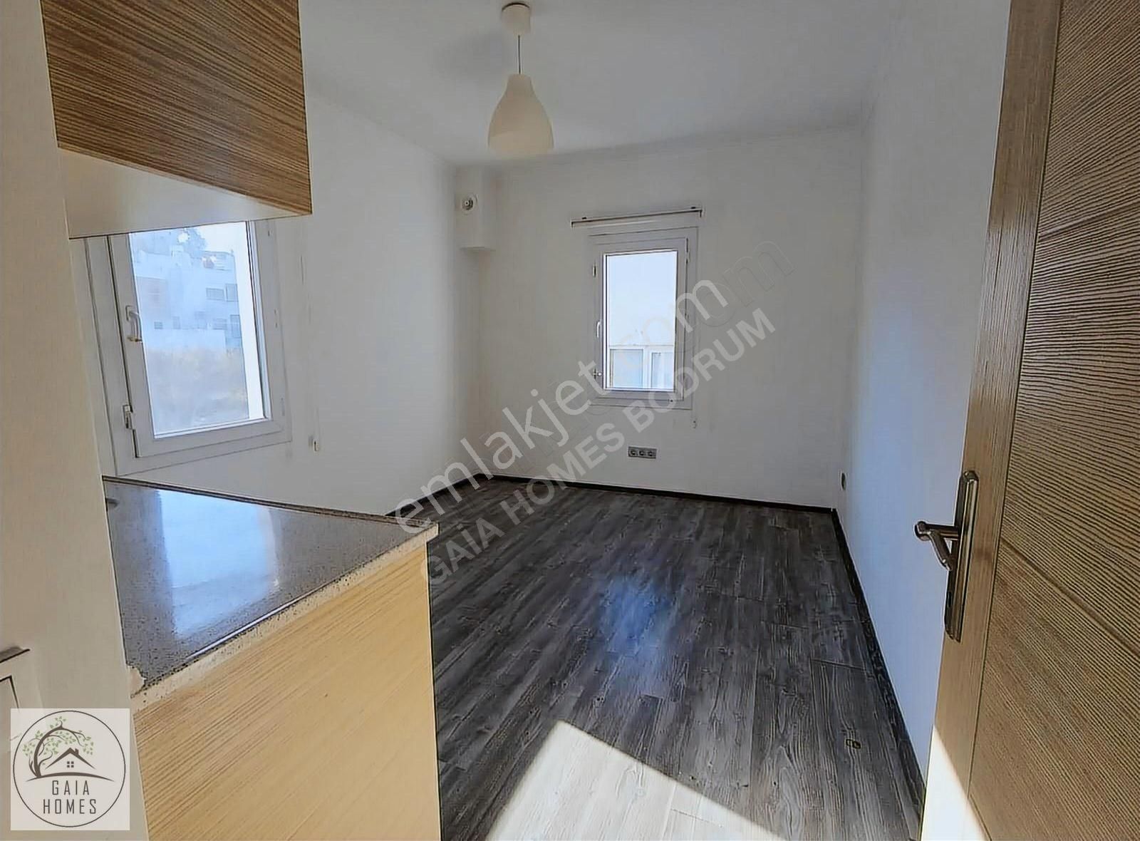 Kiralık Ortakent Merkezi Konumlu Cadde Üstü 2+1 Ofis İşyeri - Görsel 15