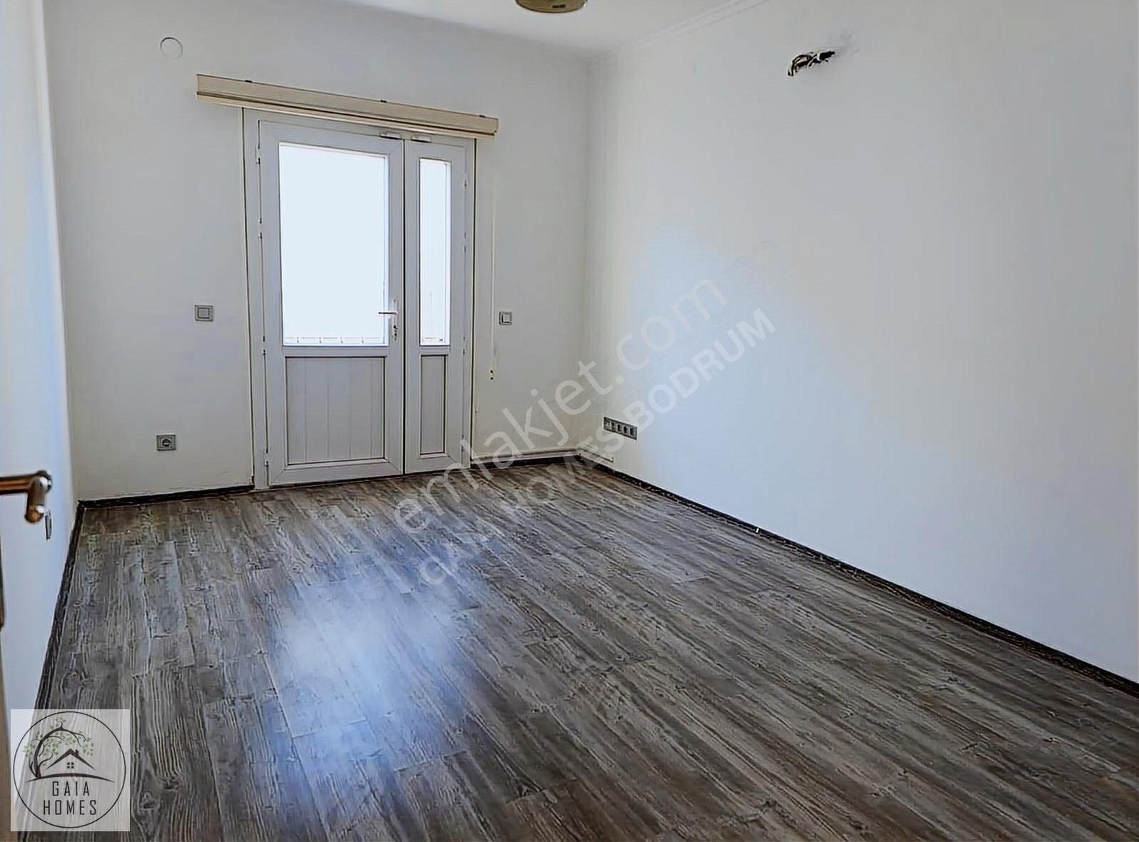 Kiralık Ortakent Merkezi Konumlu Cadde Üstü 2+1 Ofis İşyeri - Görsel 14