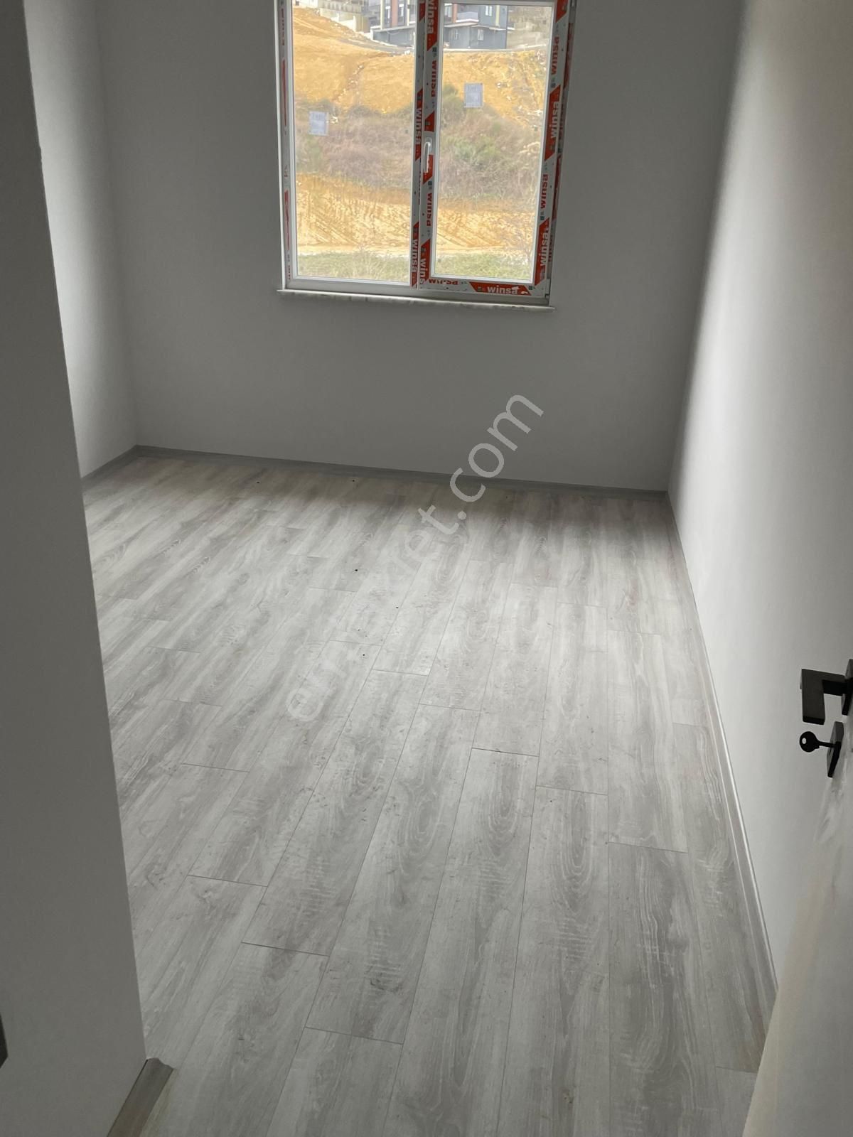 Ömürevleri Eski Fırın Üstü Satılık 1+1 Daire - Görsel 5