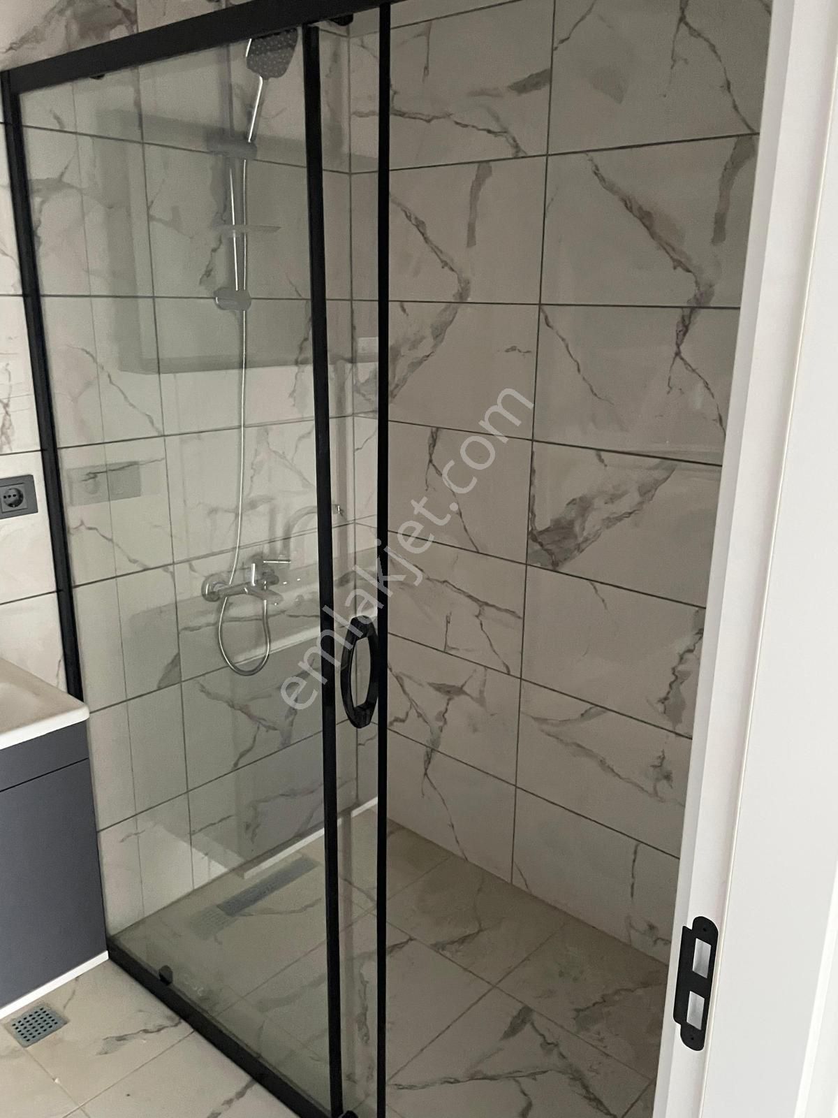 Ömürevleri Eski Fırın Üstü Satılık 1+1 Daire - Görsel 10