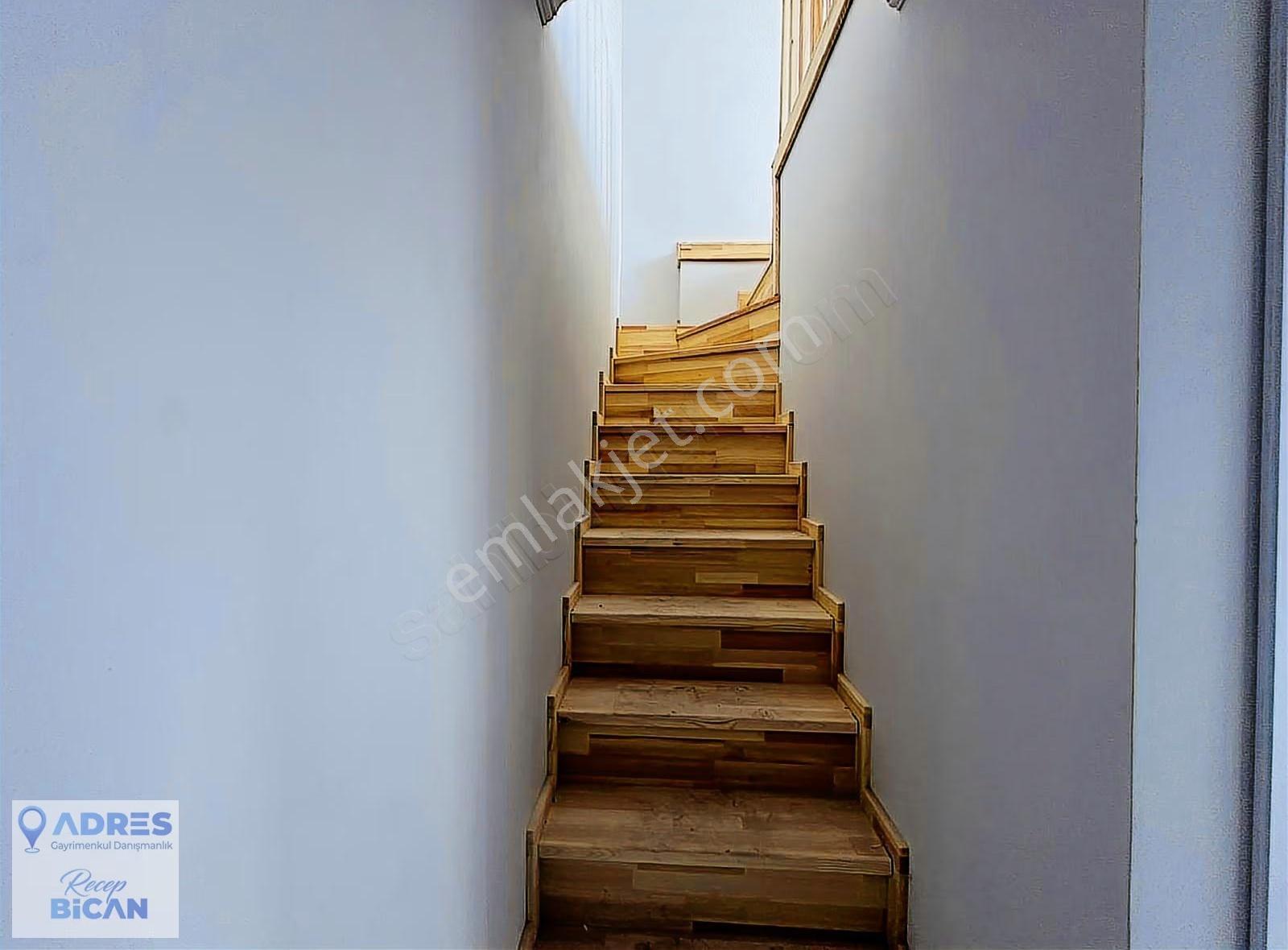 Nurtepe Butik Sitede Satılık 3+1 130 M2 Otoparklı Dubleks Daire - Görsel 11