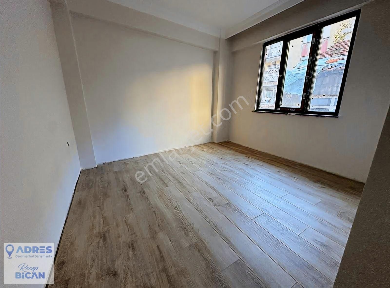 Kağıthane Çeliktepe Satılık 2+1 85 M2 Satılık Metroya Çok Yakın