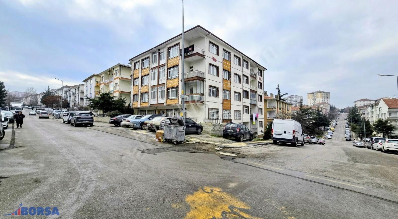 Saimekadın Görgülü Sokakta Yapılı 3+1 Satılık Daire - Görsel 17