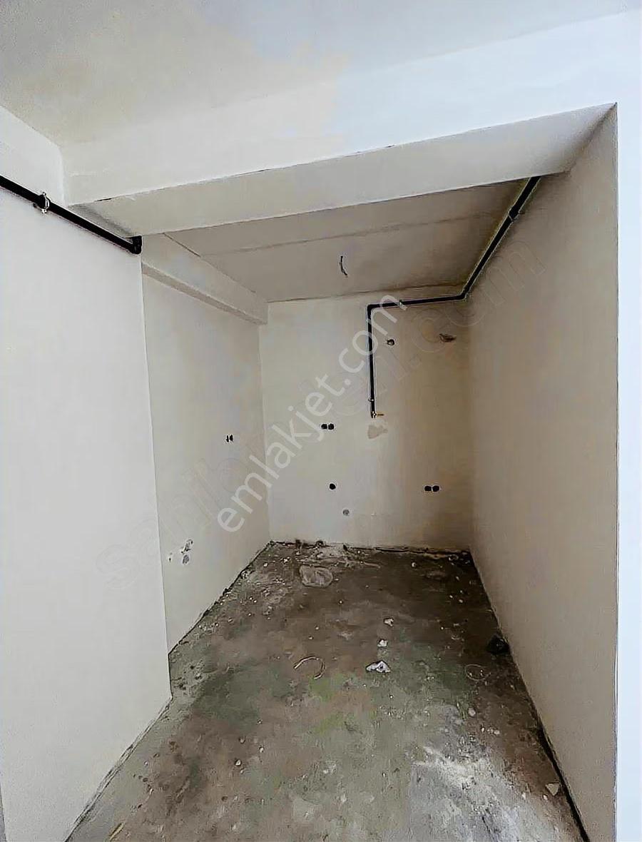 Kuruçeşme Semt Merkezinde, Merkezi Lokasyonda 2+1 Ara Kat Daire - Görsel 3