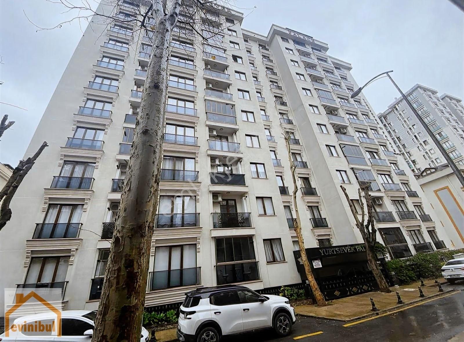 Evinibul'dan Yurtsever Palace Delüxe'de 70m2 2+1 Arakat