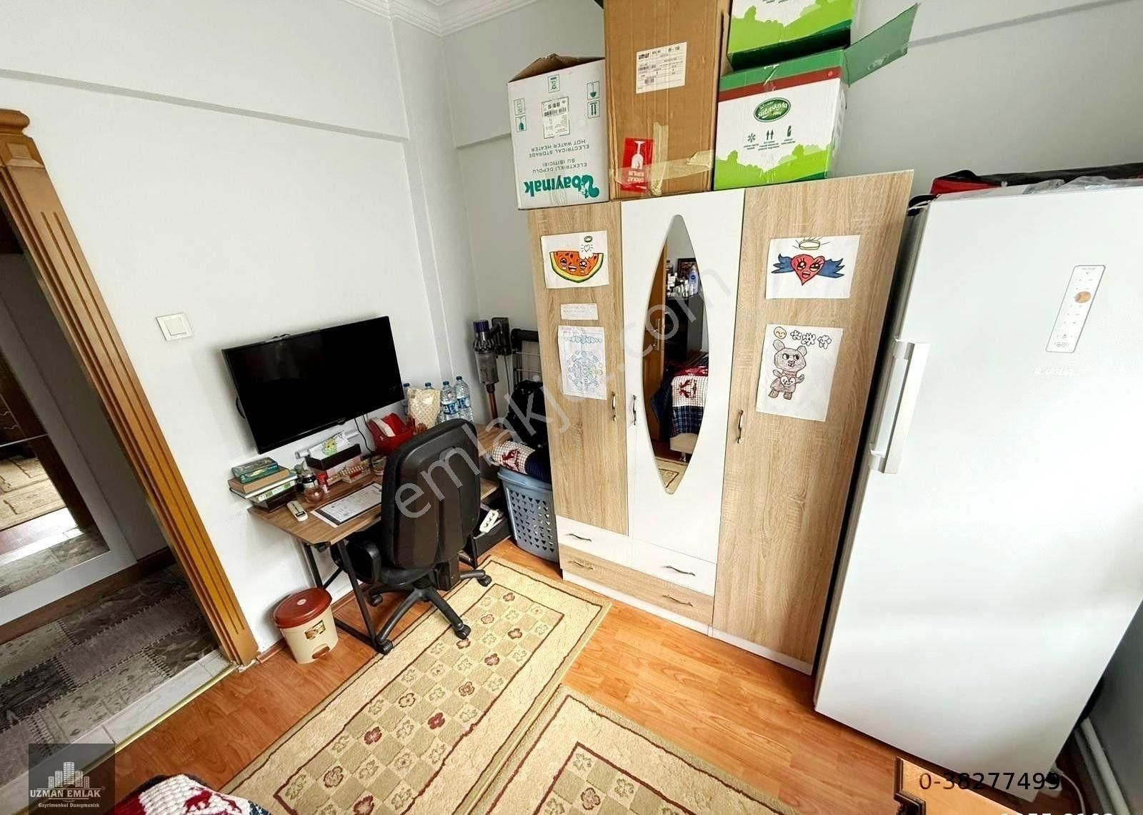 Uzman Emlak'dan Çiçekli Mh'de Yunusemre Cadde Yakını Katta Isı Yalıtımlı Full Yapılı 3+1 Daire - Görsel 15