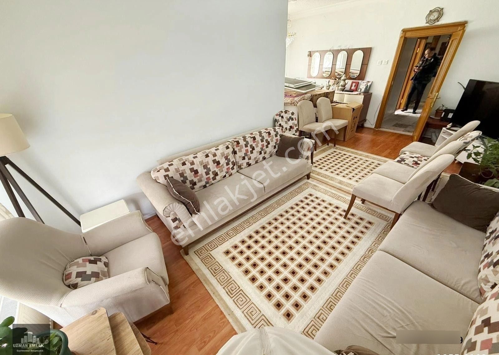 Uzman Emlak'dan Çiçekli Mh'de Yunusemre Cadde Yakını Katta Isı Yalıtımlı Full Yapılı 3+1 Daire - Görsel 14