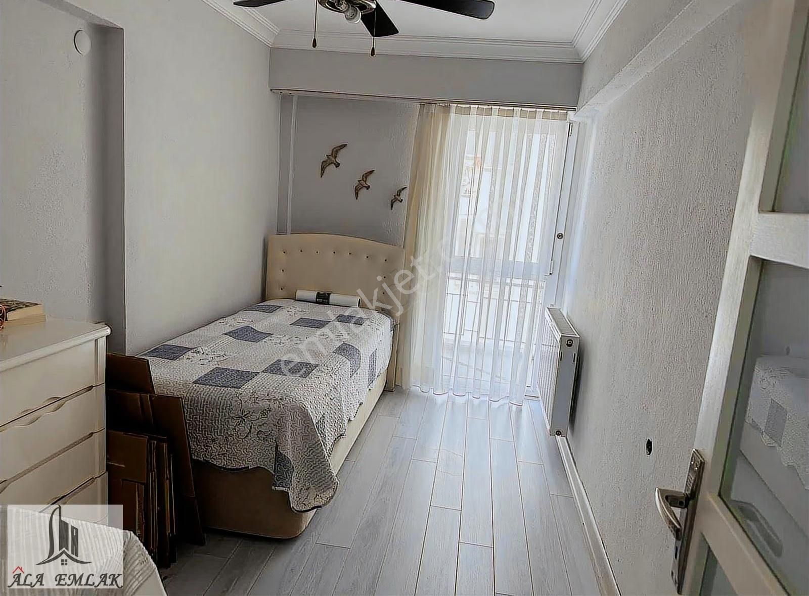 Âlâ Emlaktan Sakarya Cadde Paraleli 3+1 Yapılı Masrafsız Daıre - Görsel 4