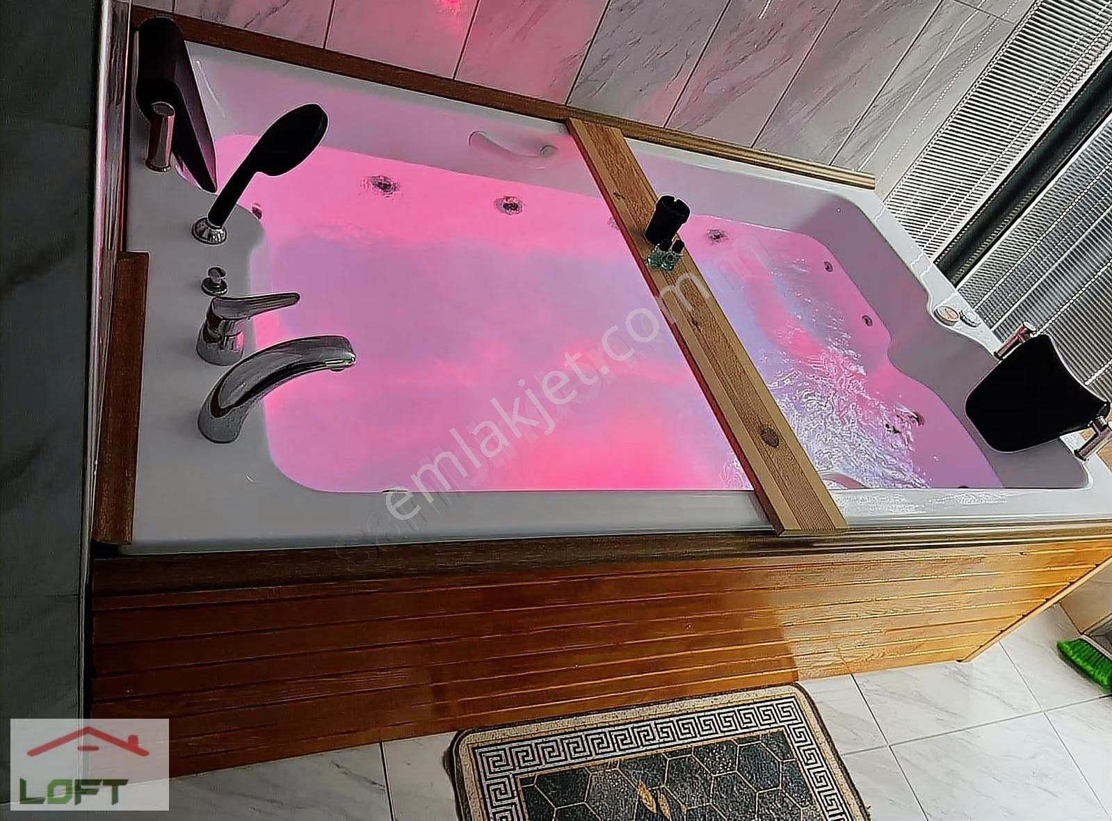 Havuzlu Özel Yapılı Lüks Villa - Görsel 9