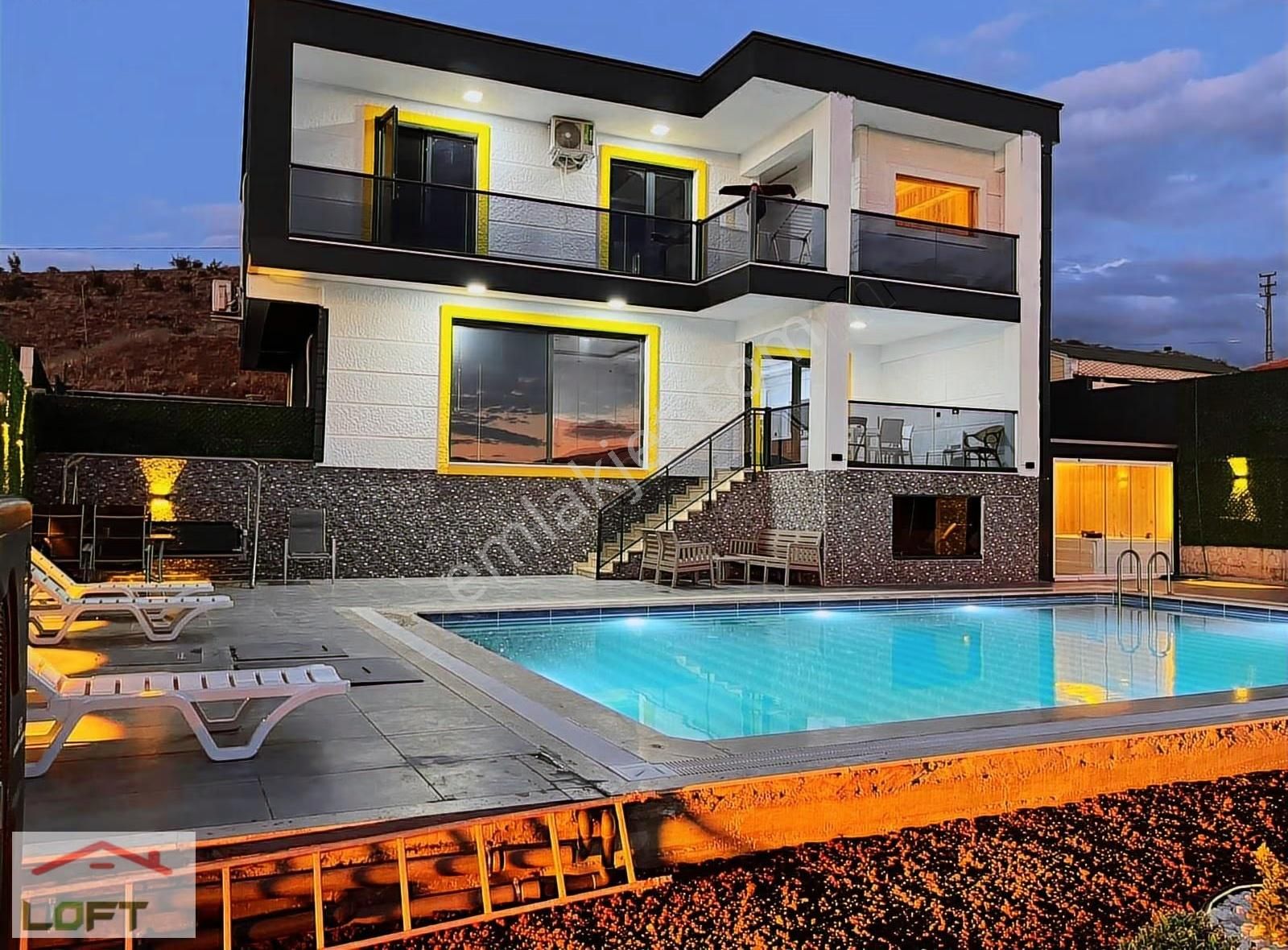 Havuzlu Özel Yapılı Lüks Villa - Görsel 13