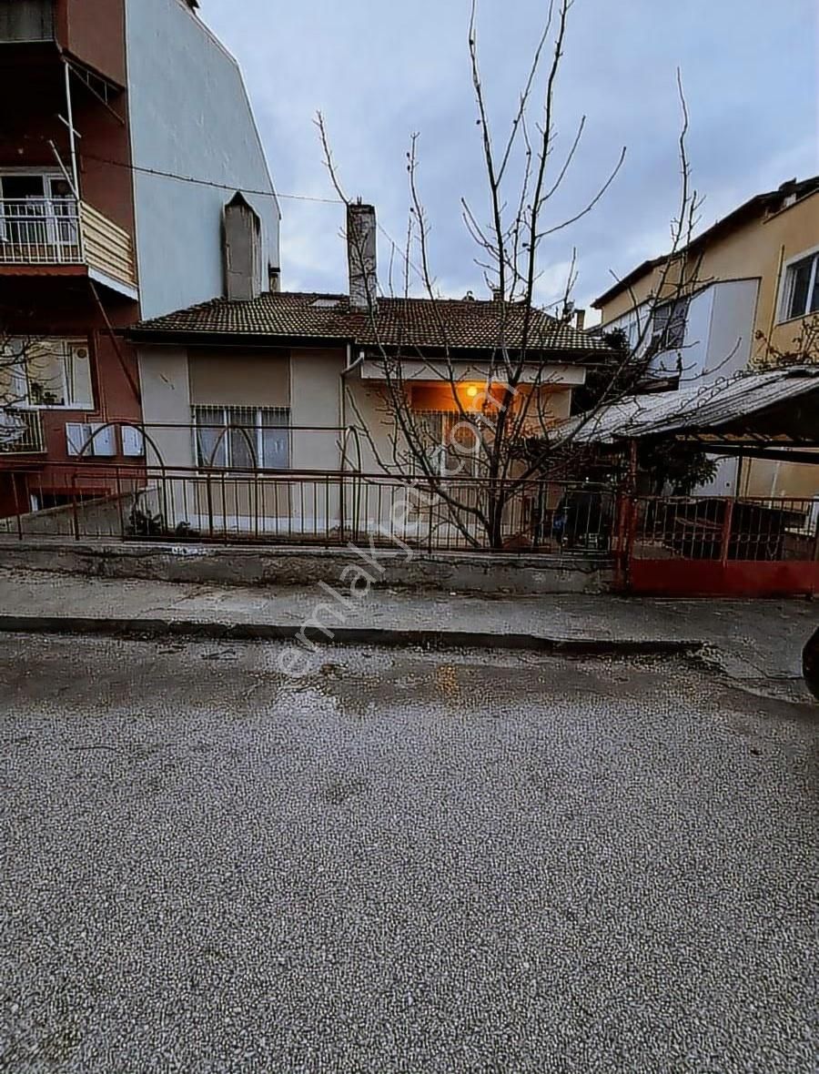 Işıl Emlak Tan Şirinevlerde Satılık Müstakil Ev - Görsel 11