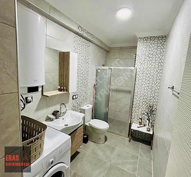 Eras Gayrimenkulden Servis Güzergahında Teraslı Eşyalı 1+1 Daire - Görsel 2