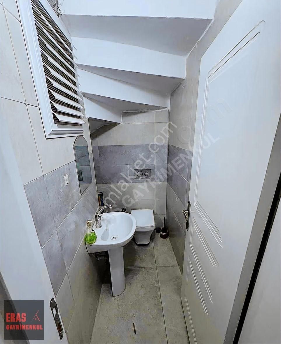 Eras Gayrimenkulden Merkezde Eşyalı Dubleks 1+1 Daire - Görsel 9