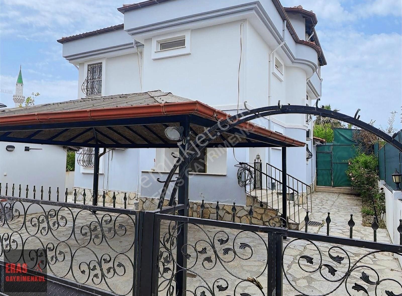 Eras Gayrimenkulden Karaçalı'da Yüzme Havuzlu Müstakil Villa - Görsel 18