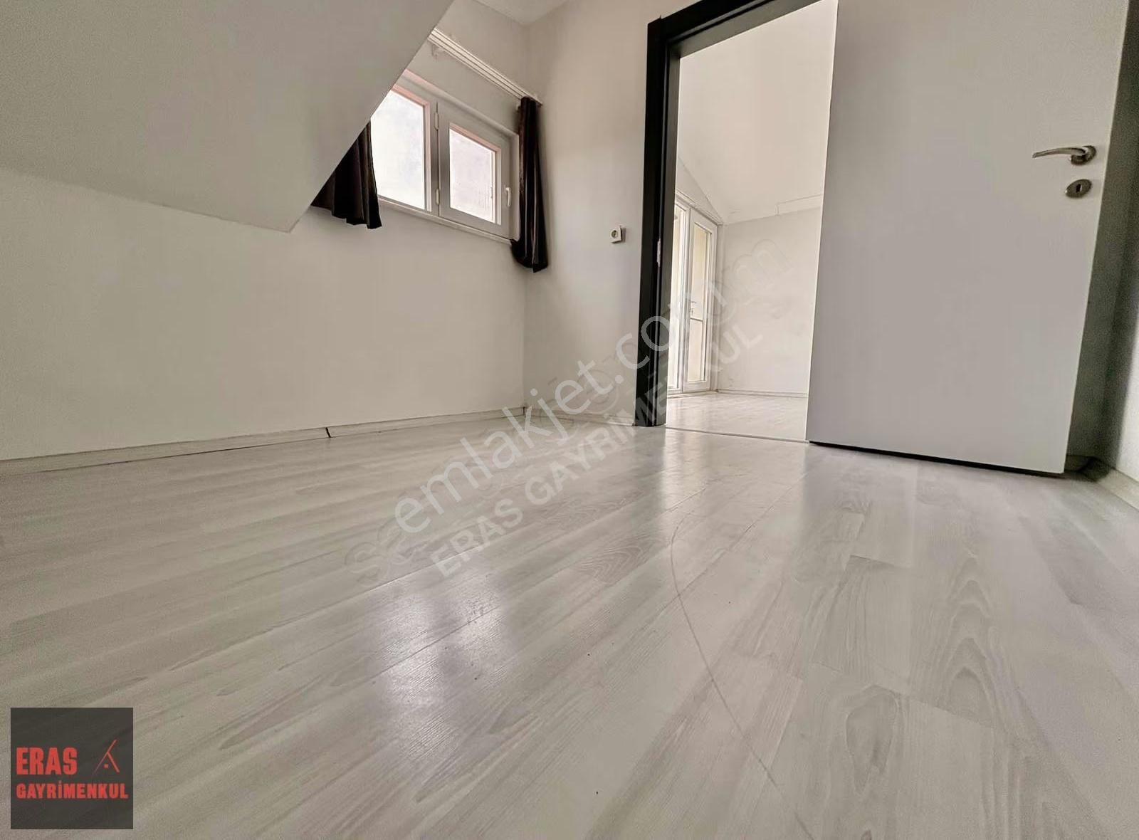 Eras Gayrimenkulden Merkezde 2,5+1 Havuzlu Giyinme Odalı Dubleks - Görsel 7