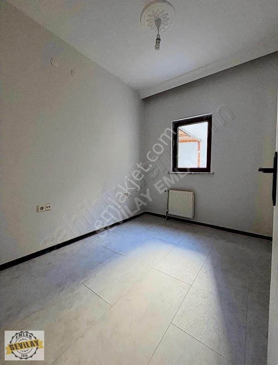 Şenyuva Mahallesi Toki Bloklarında Kış Bahçeli 4+1 Daire - Görsel 19