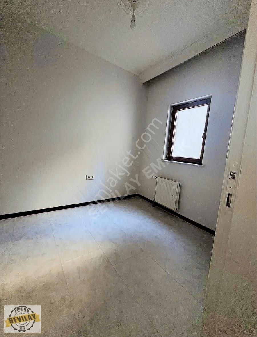 Şenyuva Mahallesi Toki Bloklarında Kış Bahçeli 4+1 Daire - Görsel 15