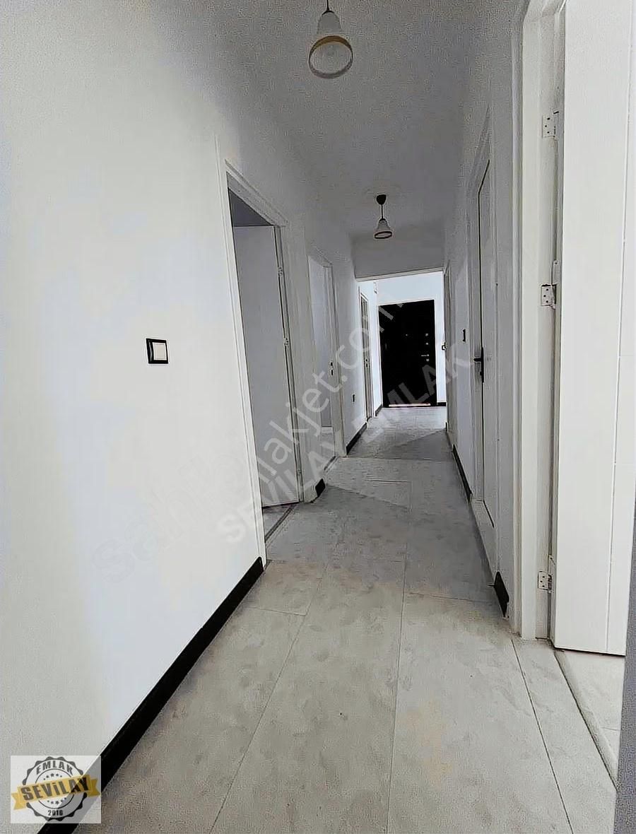 Şenyuva Mahallesi Toki Bloklarında Kış Bahçeli 4+1 Daire - Görsel 9