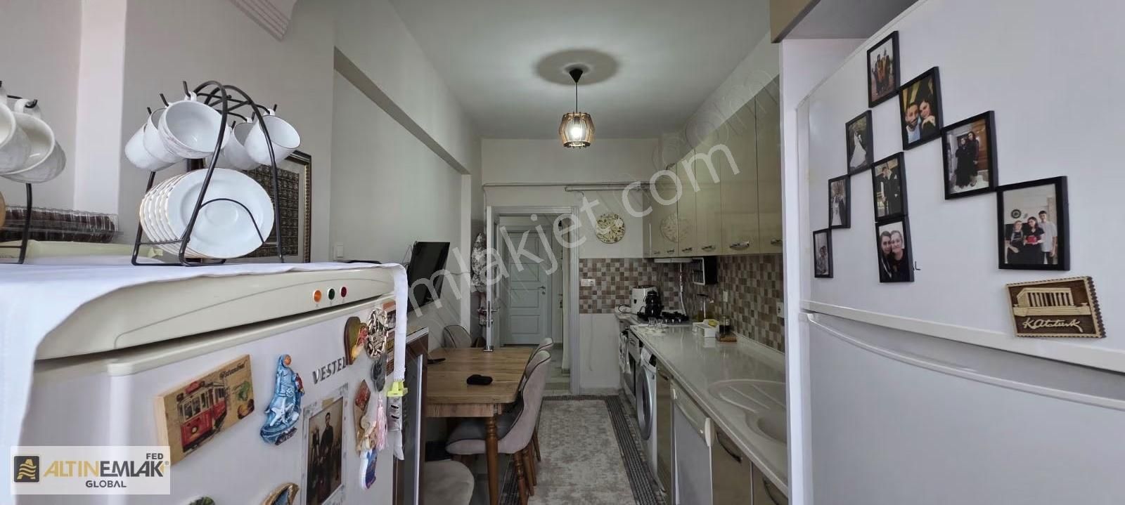 Satılık Fuzuli Caddesi Üzerinde Geniş Ferah Daire - Görsel 16