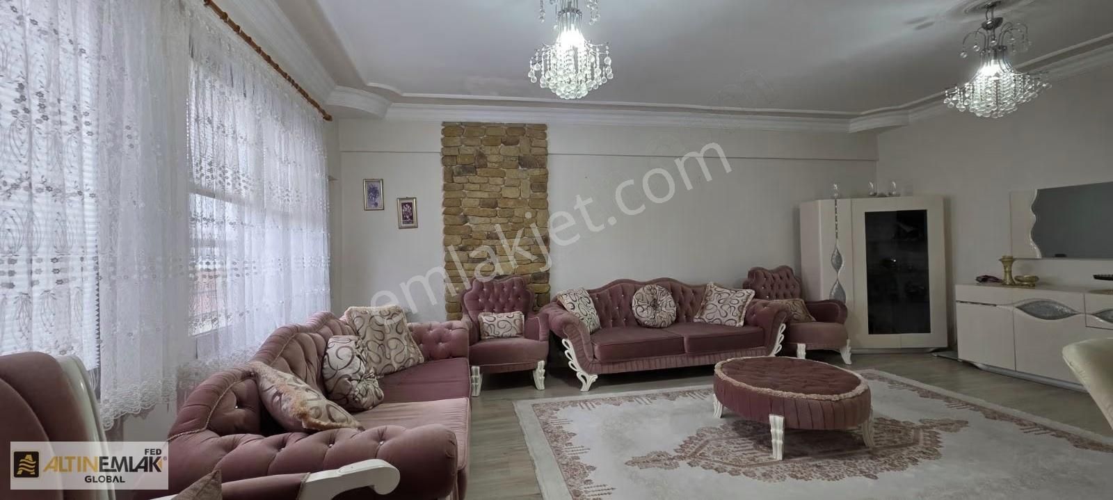 Satılık Fuzuli Caddesi Üzerinde Geniş Ferah Daire - Görsel 19