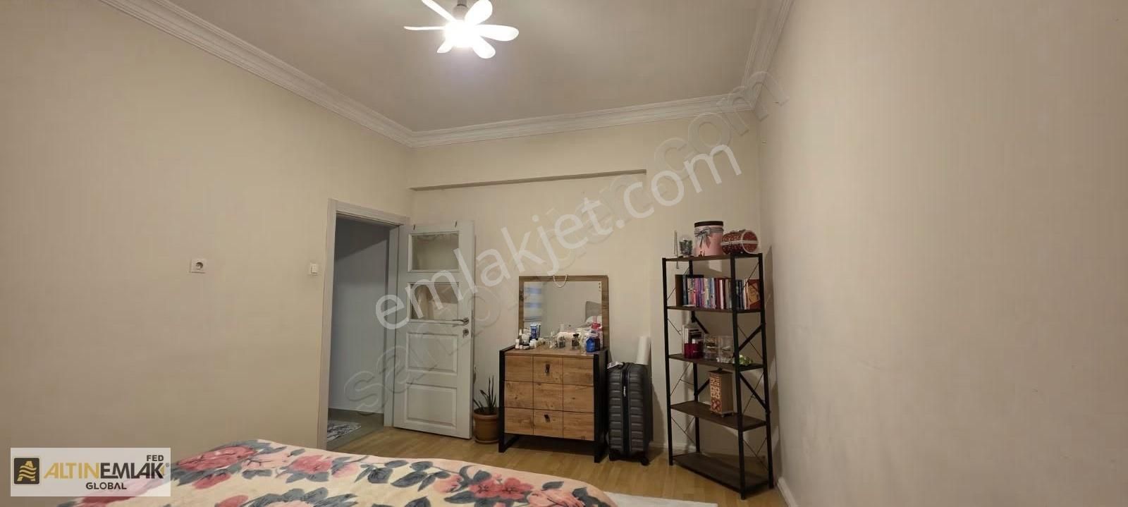 Satılık Fuzuli Caddesi Üzerinde Geniş Ferah Daire - Görsel 12