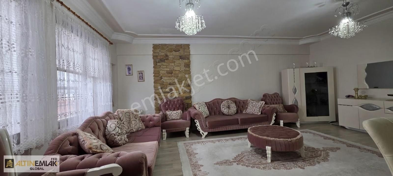 Satılık Fuzuli Caddesi Üzerinde Geniş Ferah Daire - Görsel 29