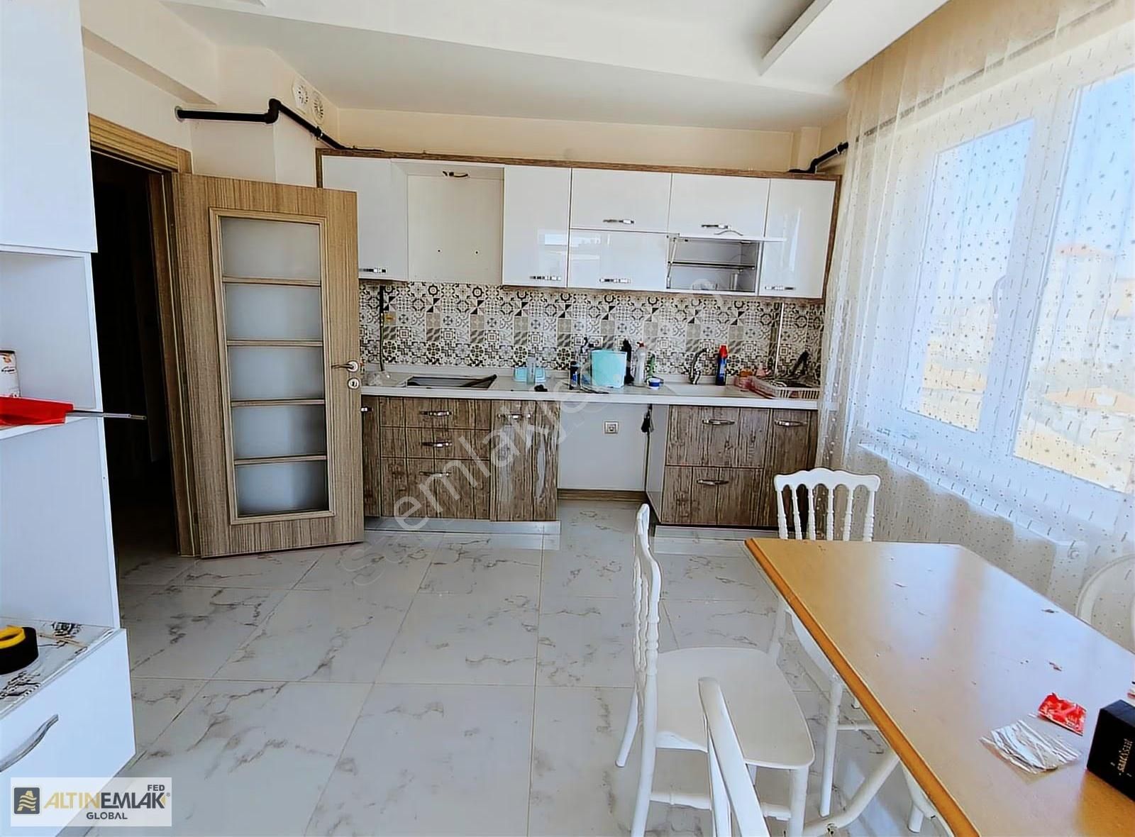 Hoca Ahmet Yesevi Özal Yapı Ara Katta 3+1 Kombili Satılık Daire - Görsel 4