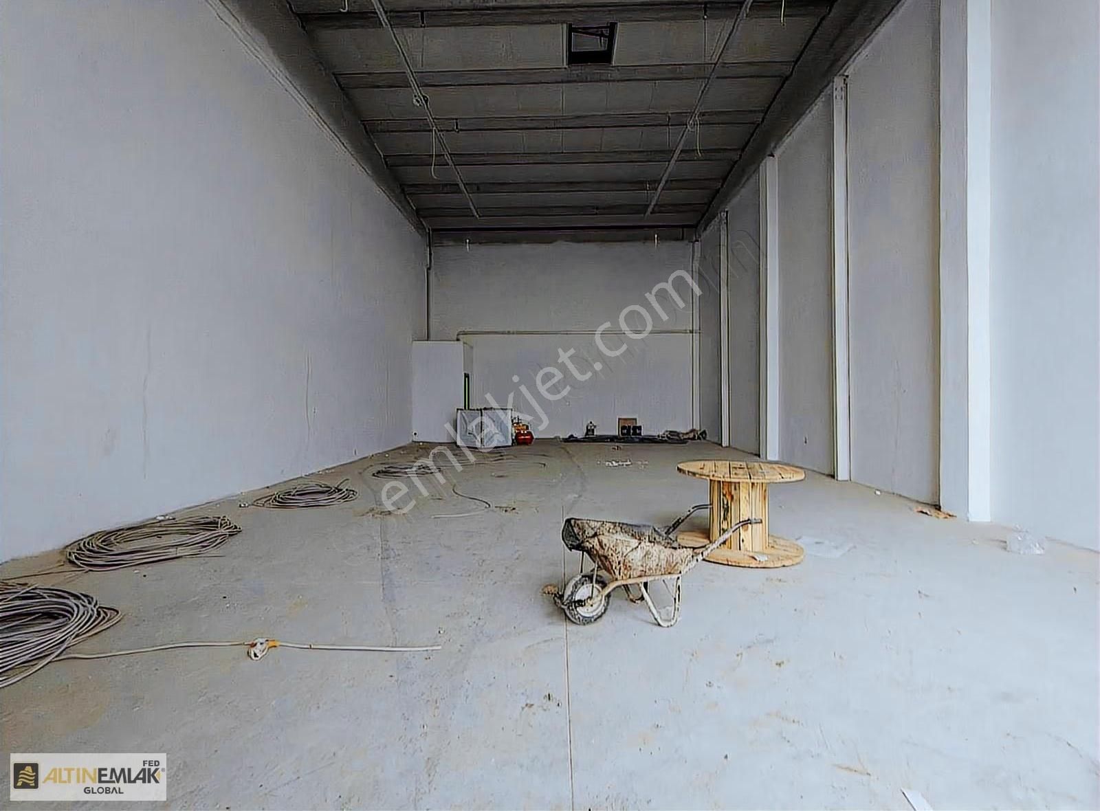 1. Osb 16.caddede 200 M2 Sıfır Kiralık Dükkan - Görsel 2