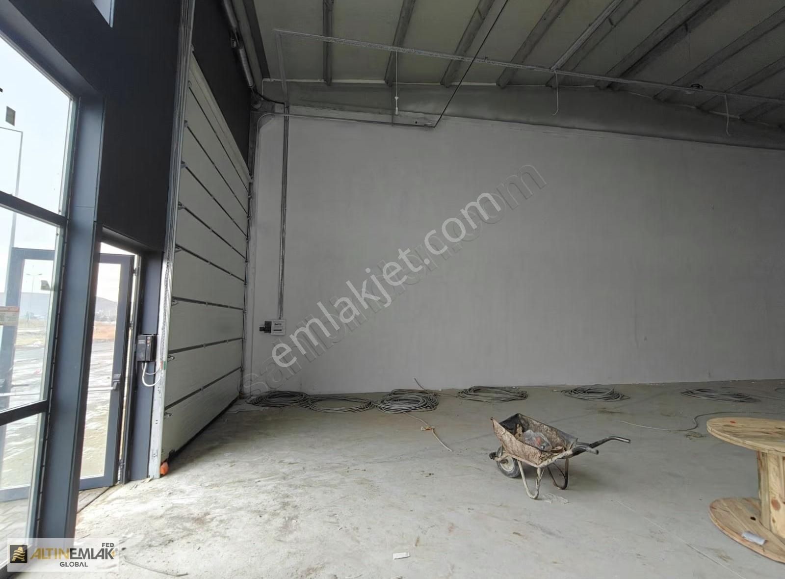 1. Osb 16.caddede 200 M2 Sıfır Kiralık Dükkan - Görsel 5