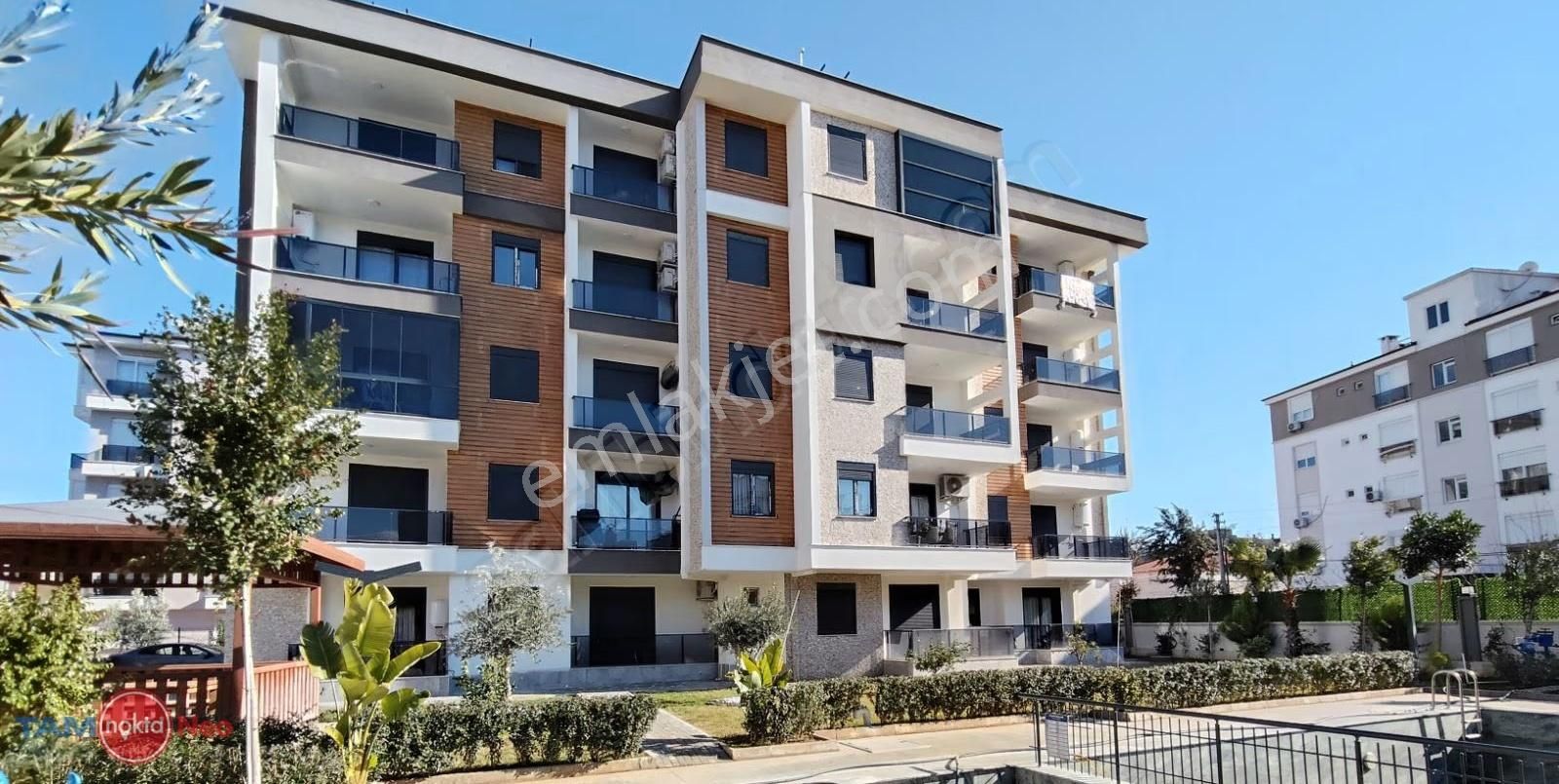 Havuzlu Site İçerisinde Lüks Daire - Görsel 6